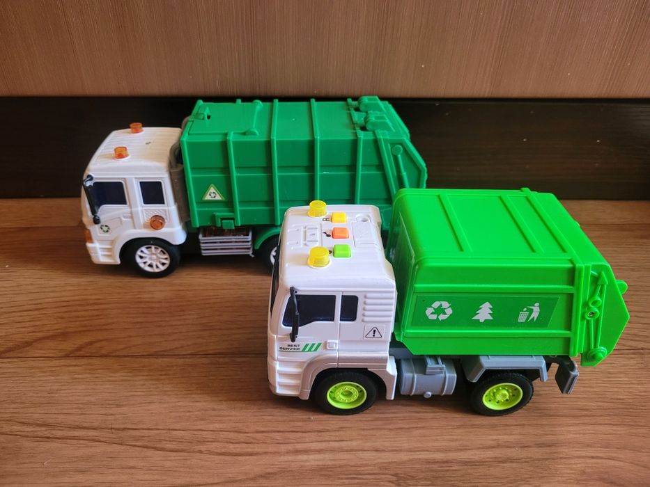 Машинки мусоровоы