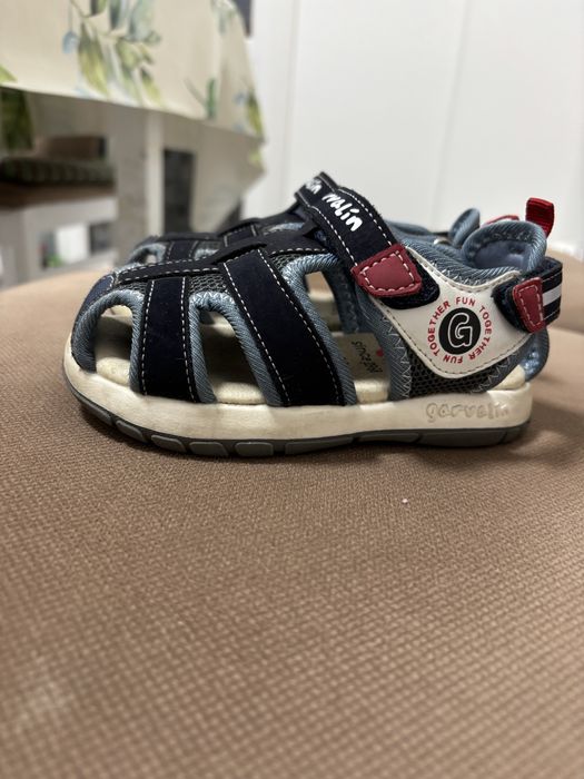 Сандалии детские