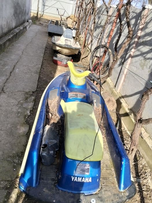 Vând piese jetski hamaha 61 hp 2 timpi