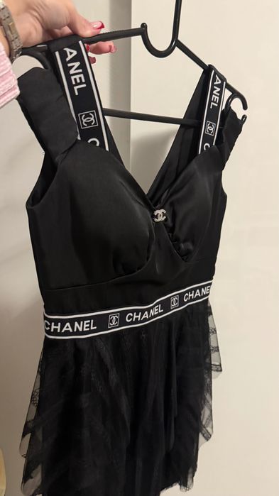 Chanel елегантна рокля в черно и бяло
