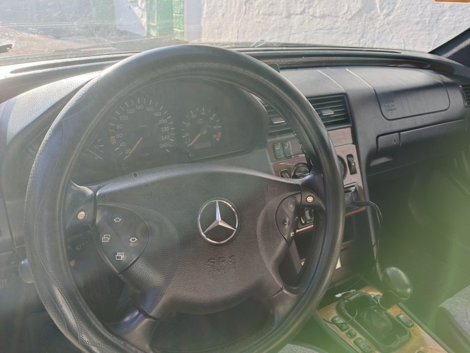 Мерседес  С 280 гв1995г