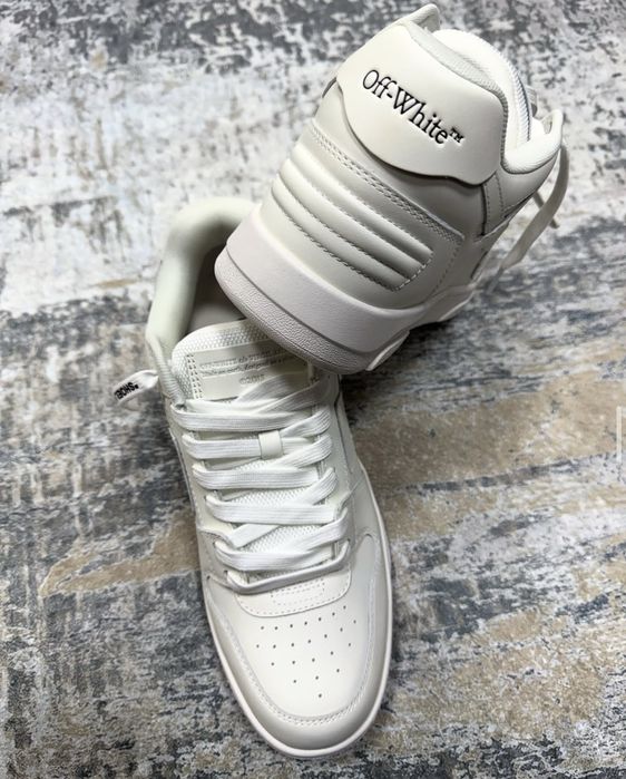Off-White Out Of Office Albi