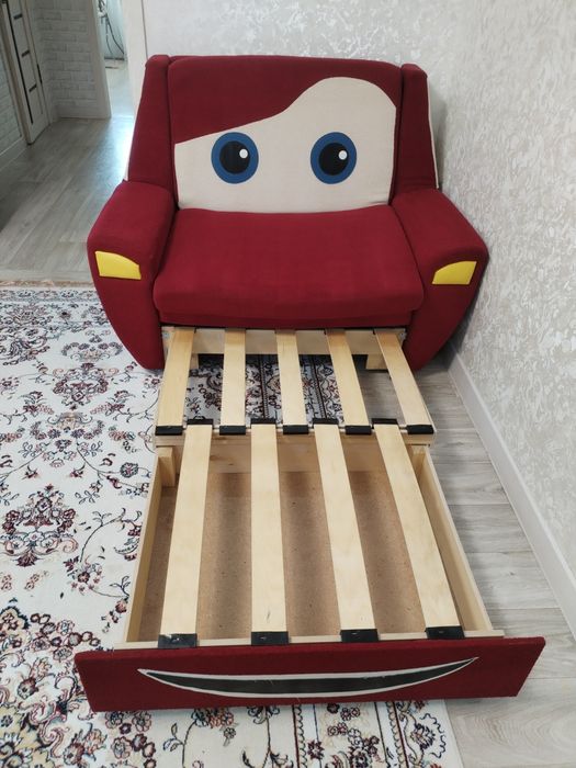 Продам Диван мягкий