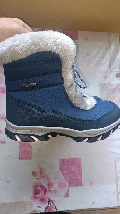 Дамски зимни ботуши