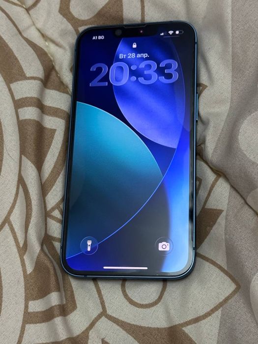 iPhone 13 в отлично състояние
