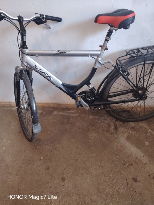 De vânzare bicicleta bărbați
