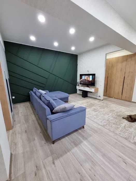 Продам свою 2-х уровневую кв-ру в кирпичном доме 110 кв.м | м.Чкалово