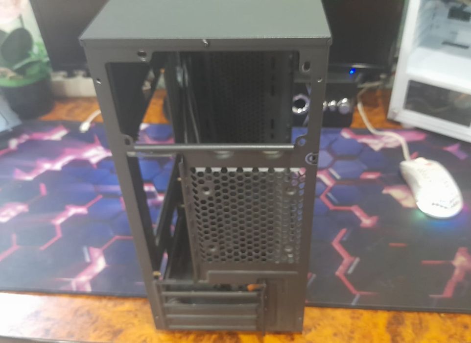 Продам корпус для компьютера