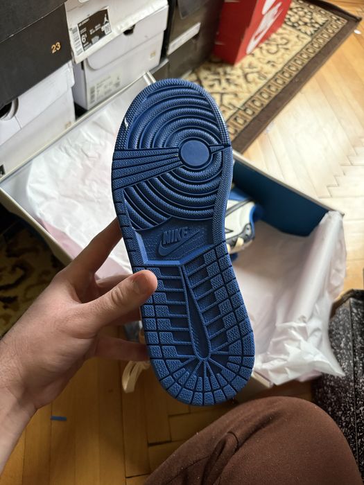 Jordan 1 Travis Scott Fragment marimea 41 si 42