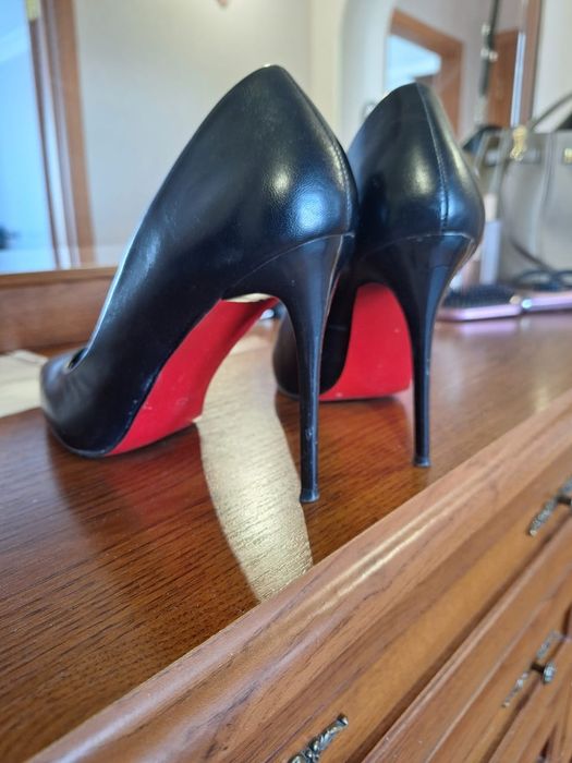 Продам туфли чёрного цвета