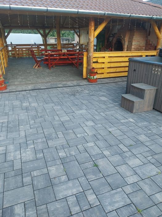 Închiriez cabana cu ciubăr