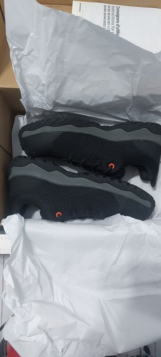 Adidași cu bombeu nr 36