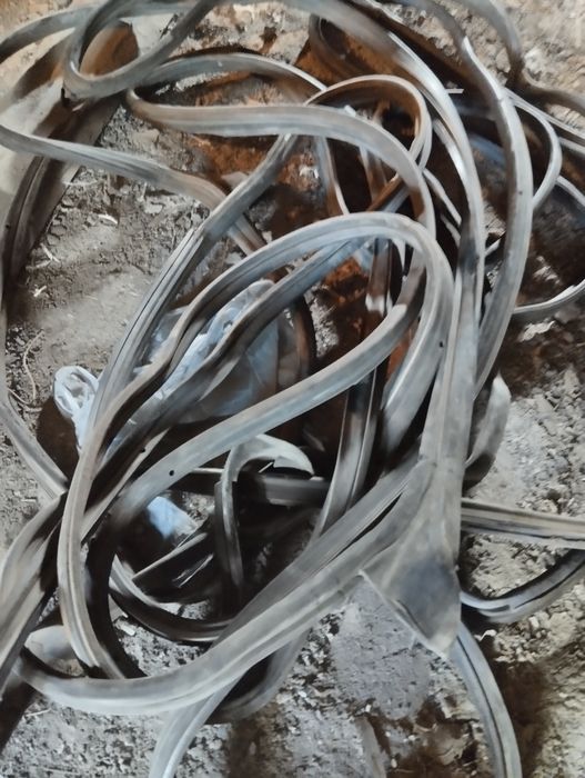 Уплотнители дверей Мерседес 190