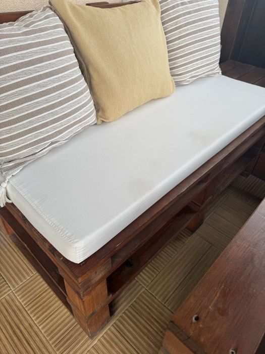 Градински сет от масивно дърво