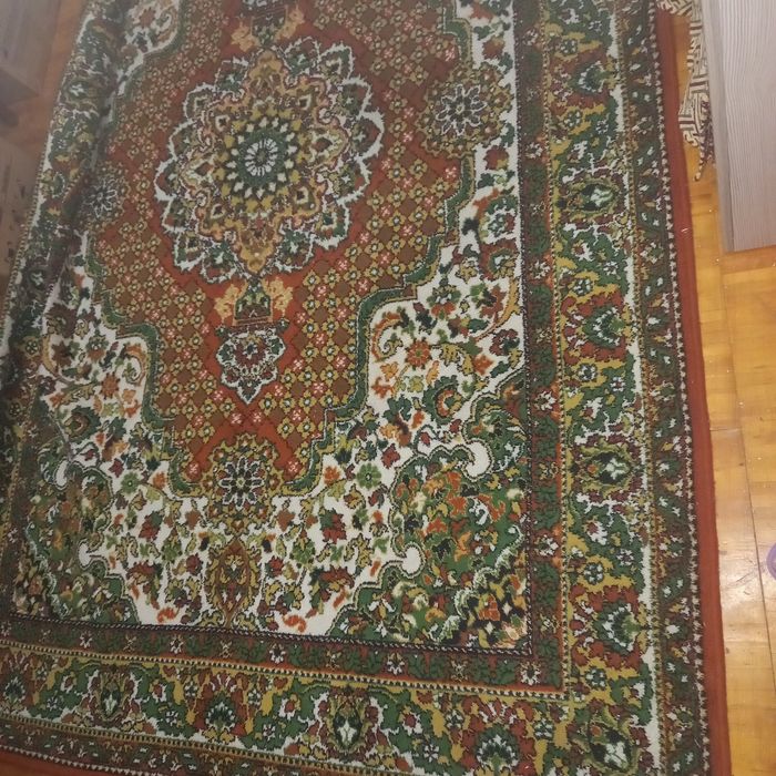 Ковер шерстяной.