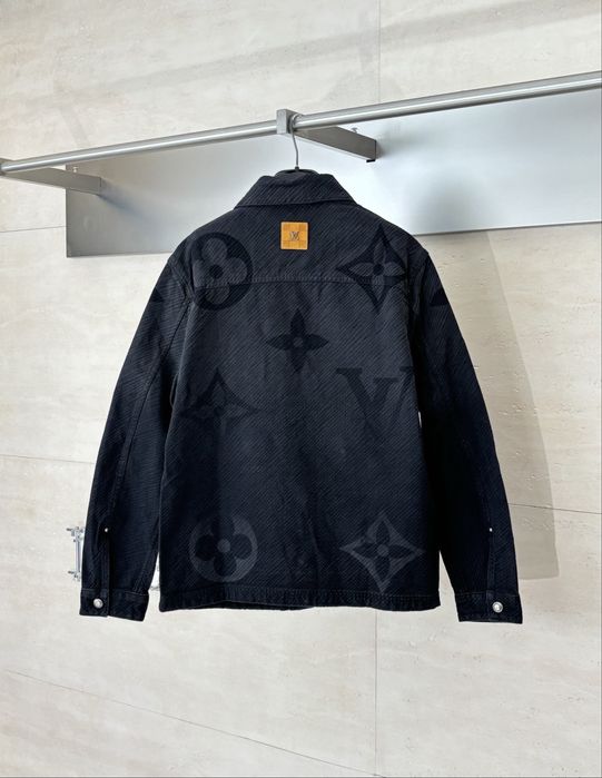 Jacheta Louis Vuitton colectie noua