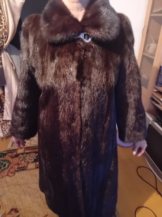 Женская норковая шуба