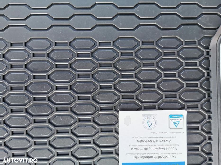 Covorase cauciuc VW Touran 1,2 Covorase cauciuc Touran 12