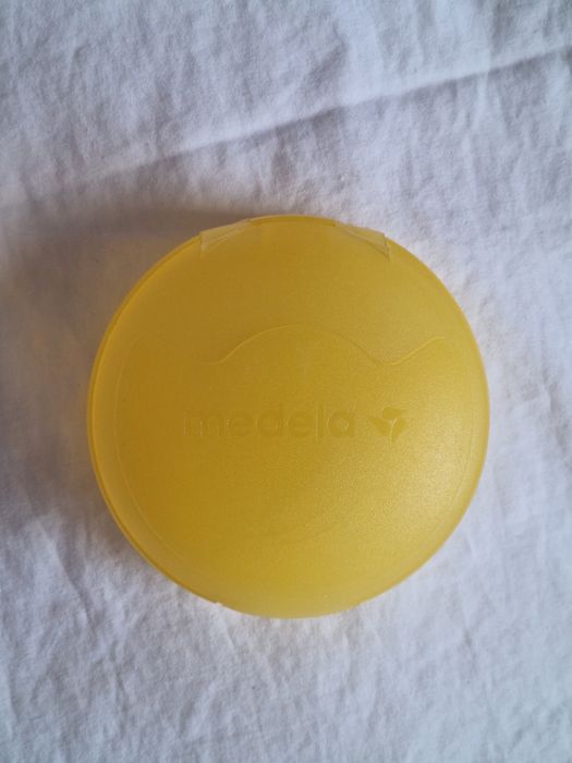 Medela Единична двуфазна електрическа помпа за кърма Swing Flex иконом