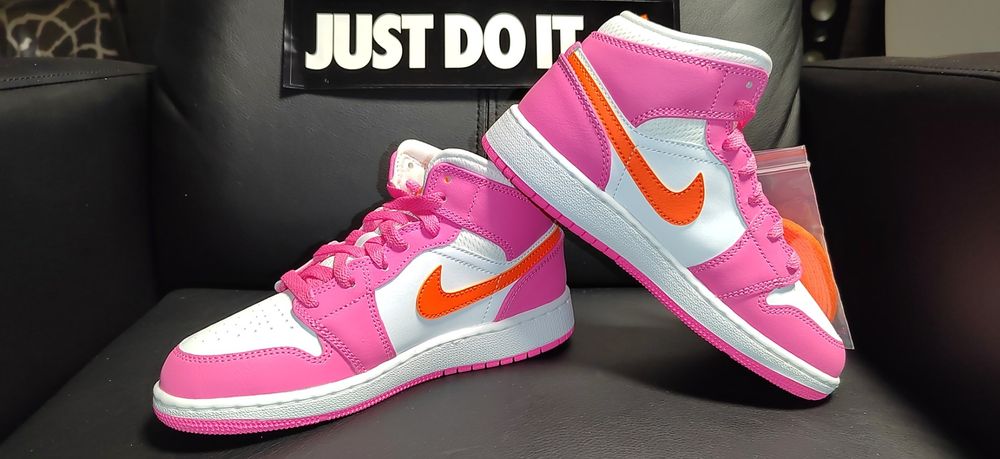 Nike Air Jordan 1 Mid, номер 35,5