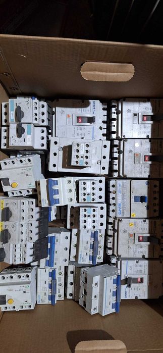 sigurante electrive 220-380v