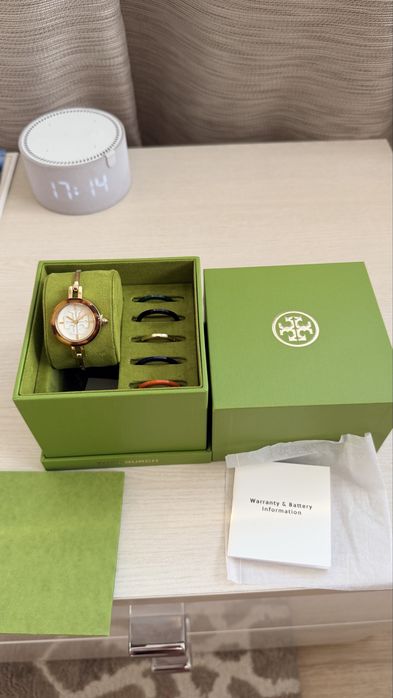 Часы наручные Tory Burch