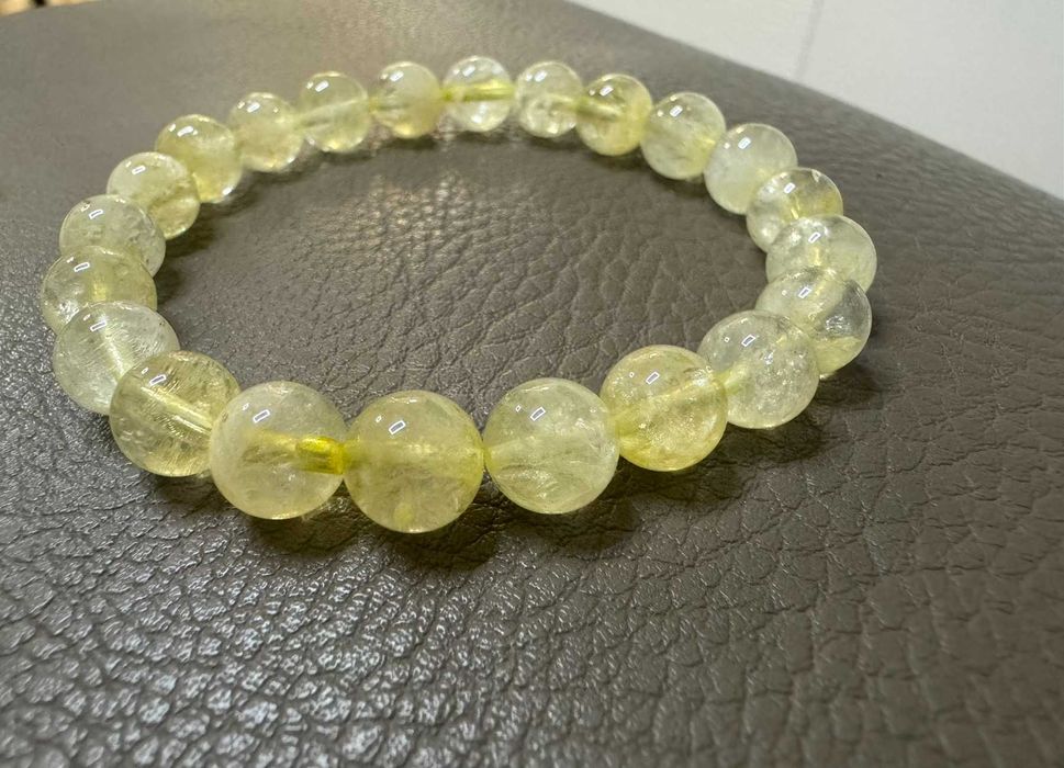 Гривни от естествени камъни - розов кварц, аквамарин, аметист, корал