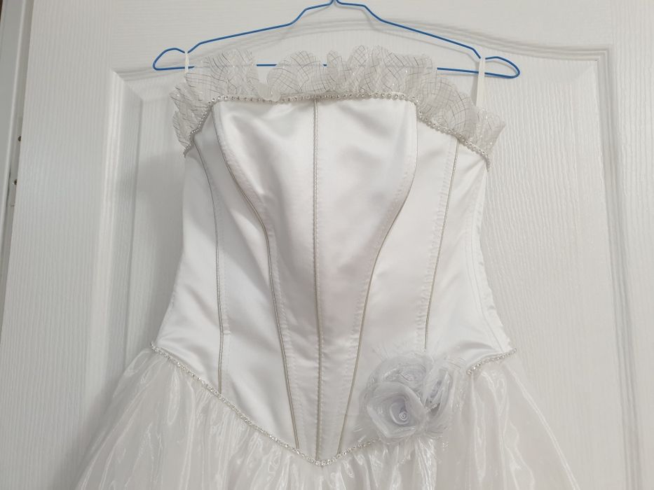 Платье свадебное