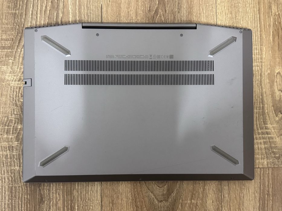 HP ZBook 15V G5 Ex-Lease laptop i5-8300H Turbo 4.0Ghz 16GB RAM