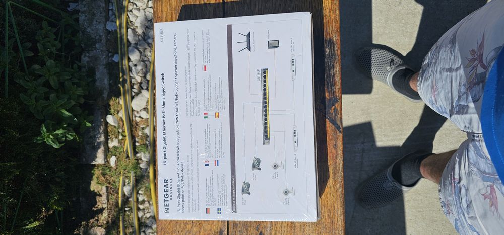 Switch Gigabit NETGEAR GS115LP Nou Sigilat, 3 Bucăți Disponibile