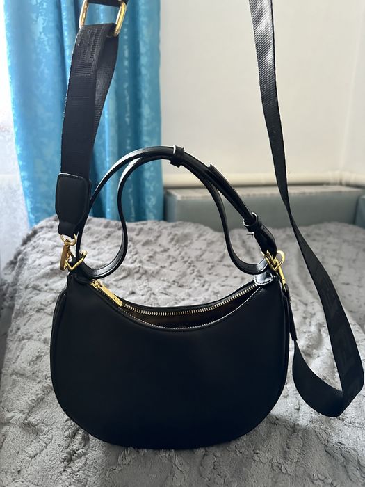 Fendi сумка багет или хобо