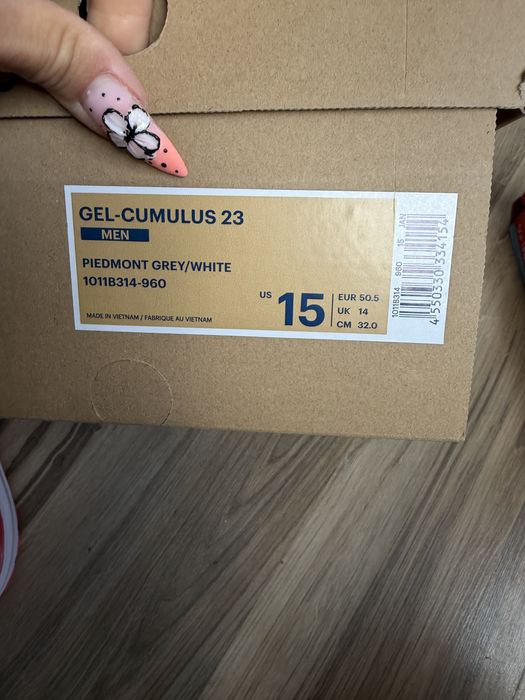 Оригинални нови Мъжки маратонки ASICS GEL-CUMULUS 23! 50,5 н