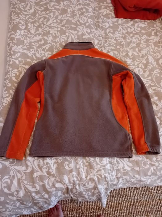 Vând bluze Meindl, marime M, impecabile