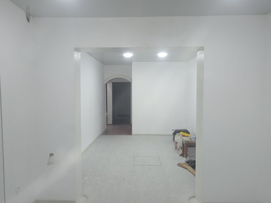 Идеальное место для большой АПТЕКИ СТОМАТОЛОГИИ ЛОР МАГАЗИН