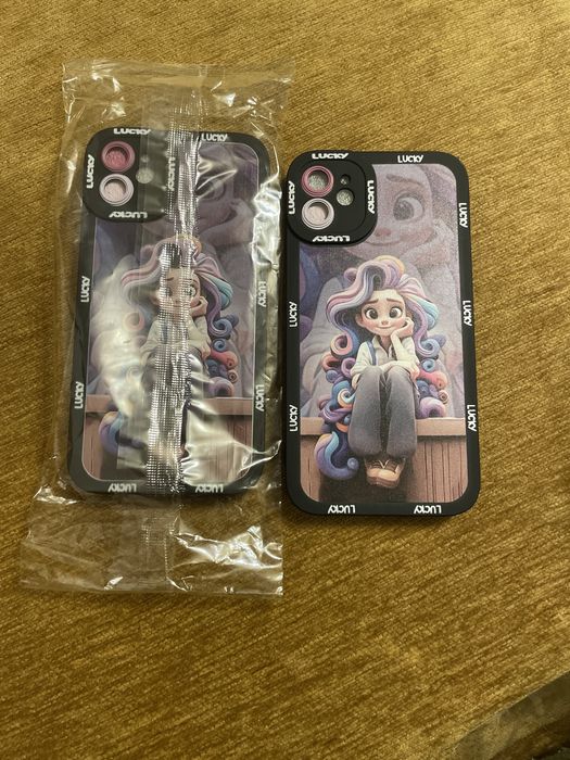 Продам чехлы на айфон 11 новые