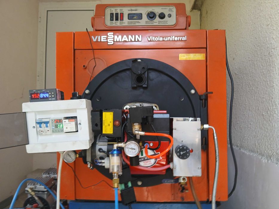 Ново: Чугунен котел VIESMANN 47 KW (+горелка) на отработено масло