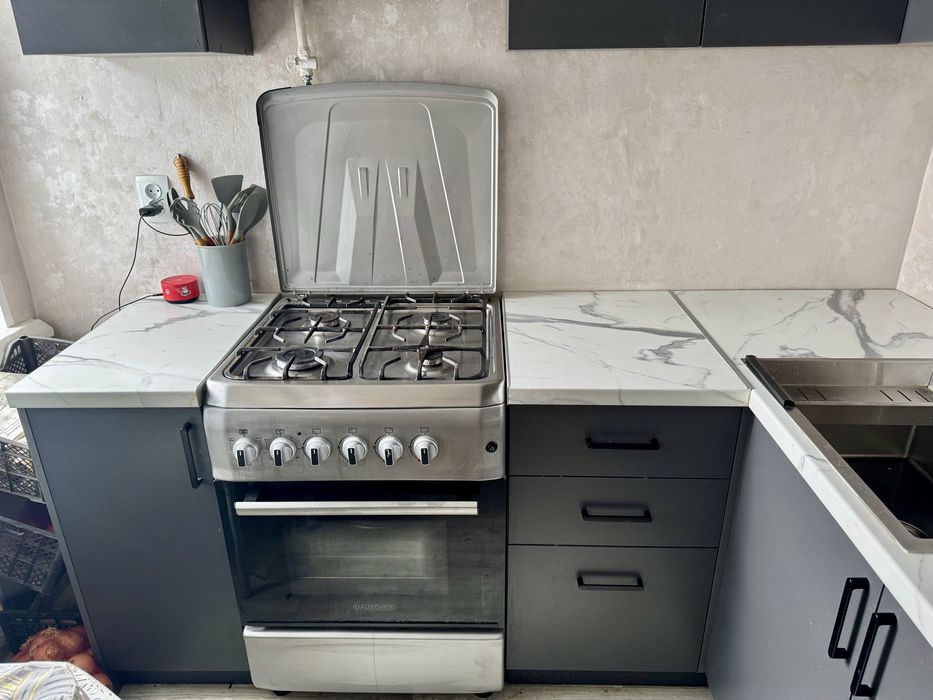 Продам кухонный гарнитур