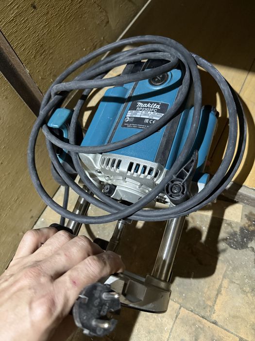 Фрезер макита в идеальном состоянии