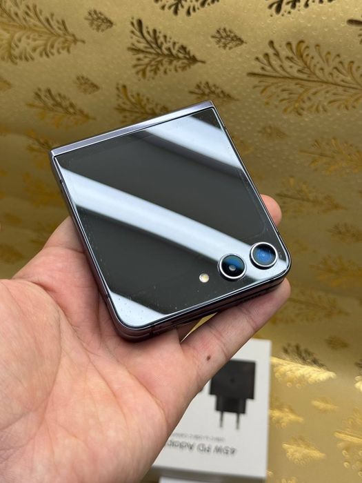 Samsung galaxy z flip 5 5G 8/256gb holati 9/10