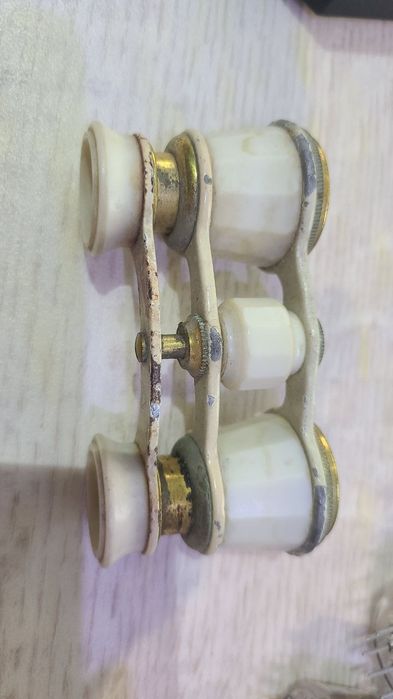 Театральный бинокль