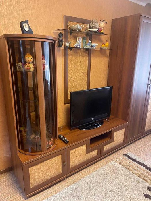 Продам мебель Горку в гостинную