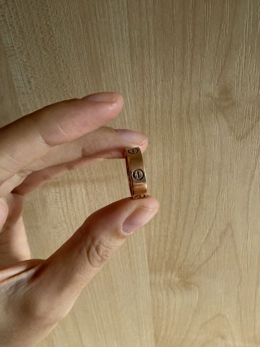 Золотое кольцо под cartier размер 16