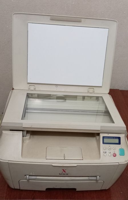Продам принтер Xerox