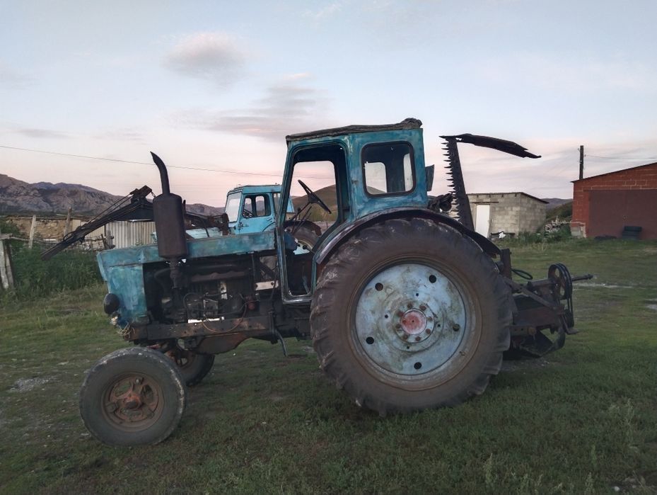 Трактор Т - 40, на ходу, + сенокосилка