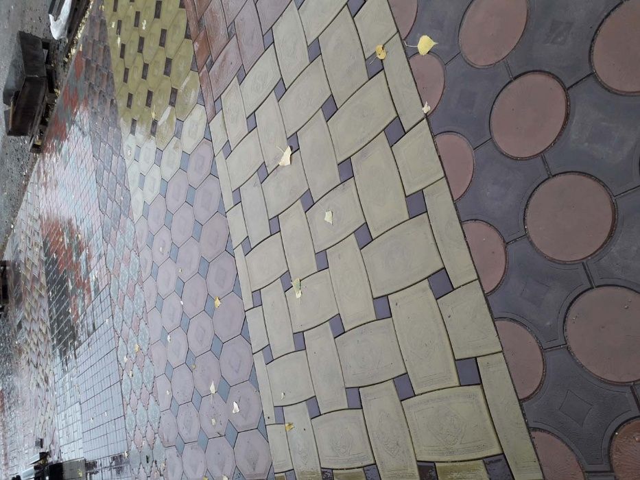 Плитка тротуарная.