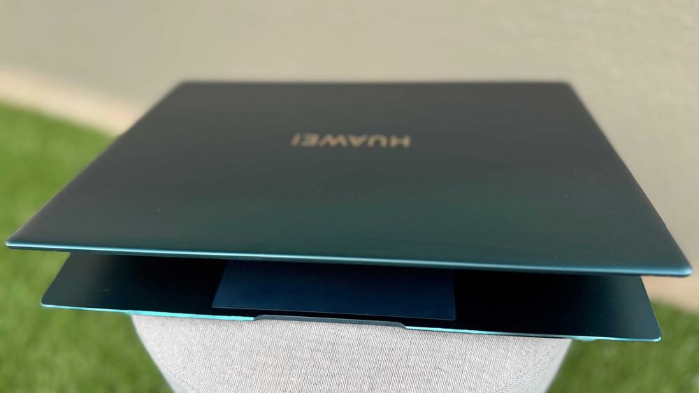 Laptop touchscreen ultraportabil Matebook X Pro i7 generatia 11 / 1TB SSD / 16GB RAM, VERDE