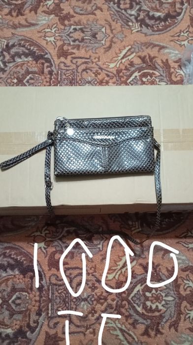 Продам женские сумочки