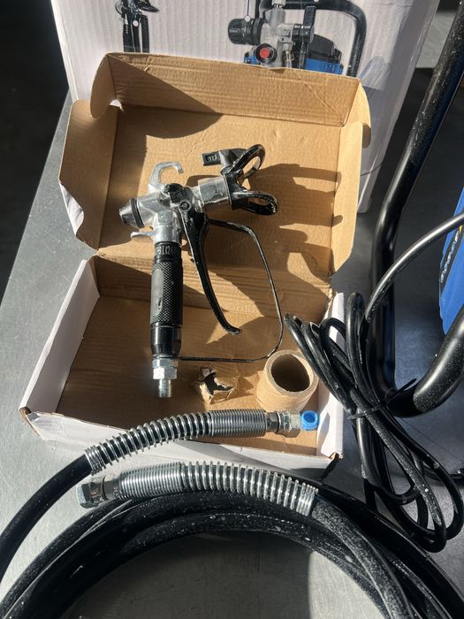 Машина за безвъздушно боядисване -750W, Scheppach ACS3000