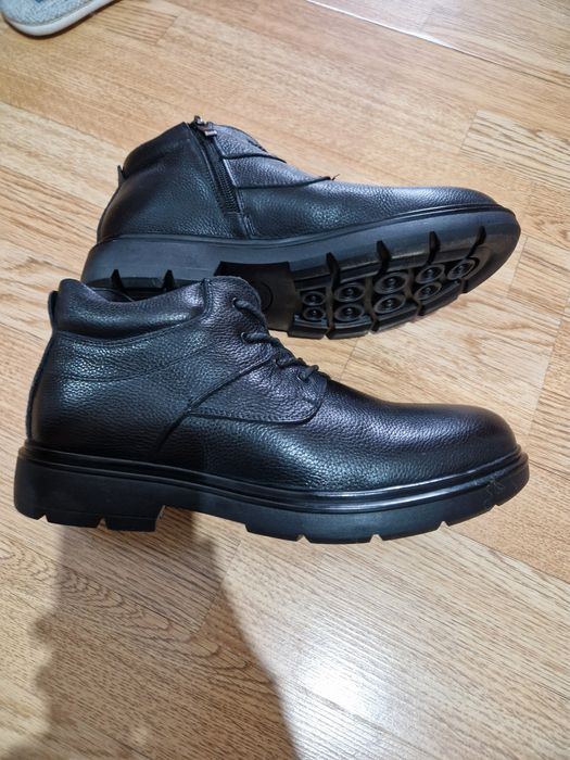 Продам мужской обувь