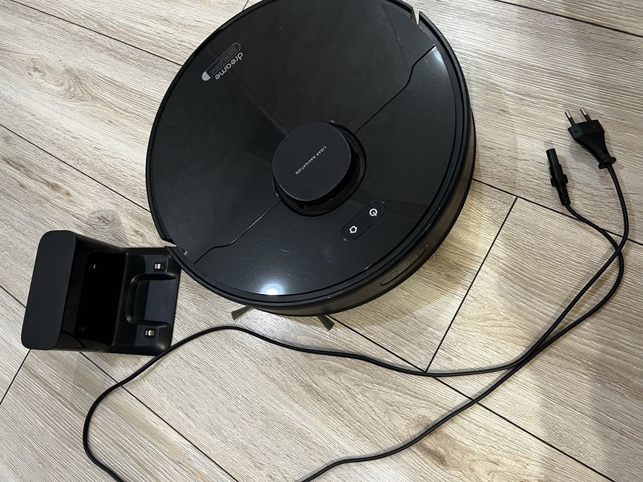 Продам Робот пылесос DreameBot D9 max